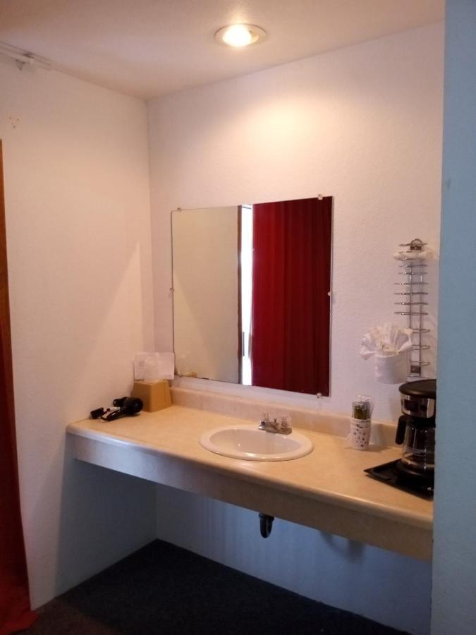 Riverview Motel Mammoth Spring المظهر الخارجي الصورة